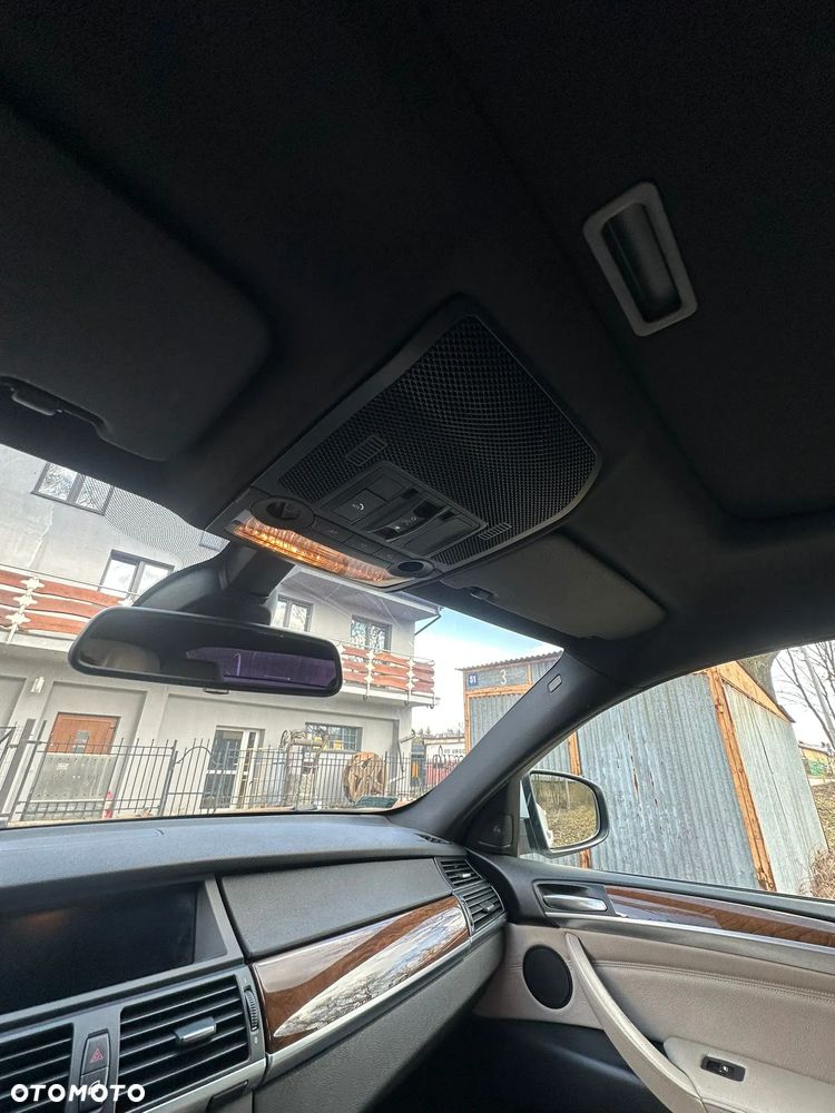 BMW X6 - 14