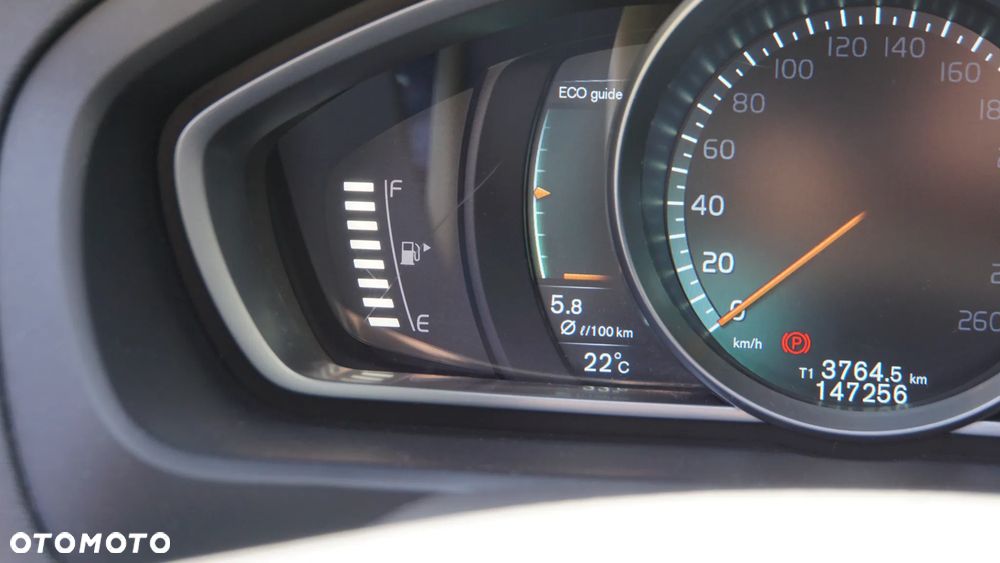 Volvo V40 D2 Powershift Momentum - 14
