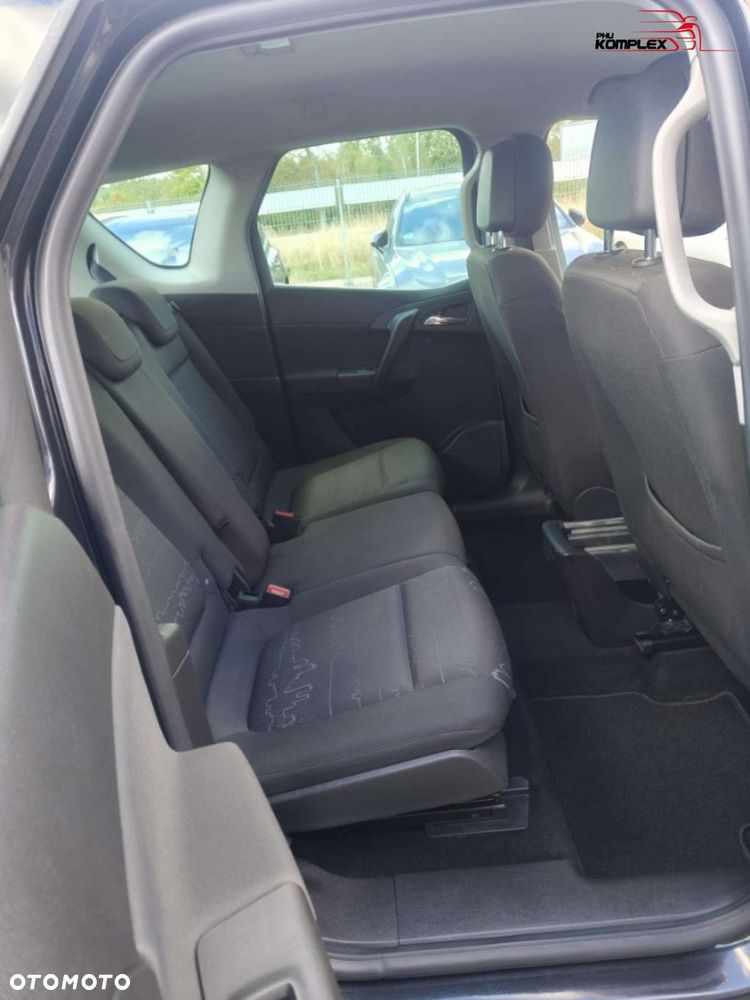 Opel Meriva - 12