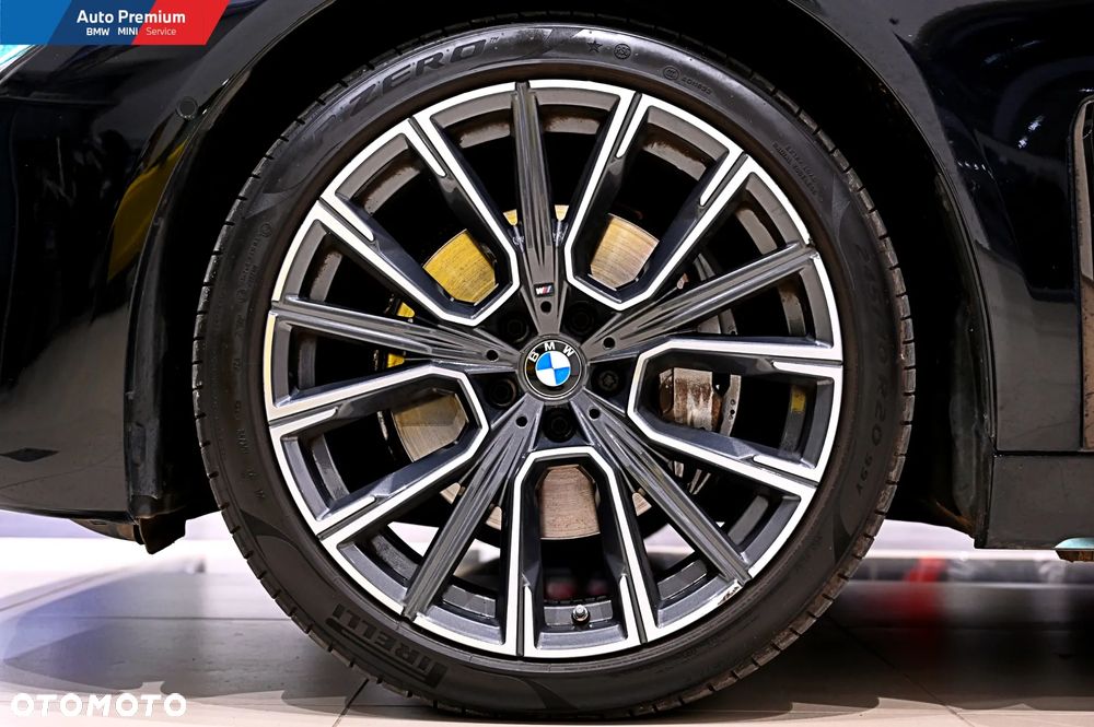 BMW Seria 7 730d xDrive sport - 27