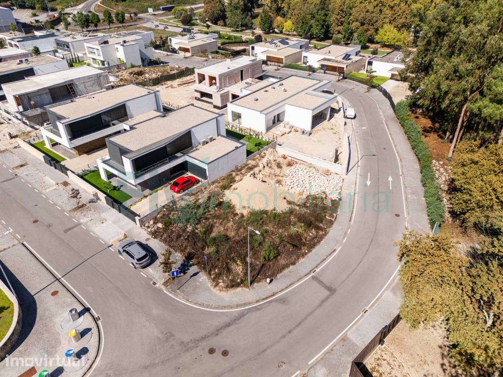 Lote de Terreno para Construção - Ribeirinha de Vizela - Grande imagem: 2/14