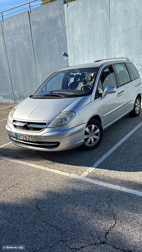 Citroën C8
