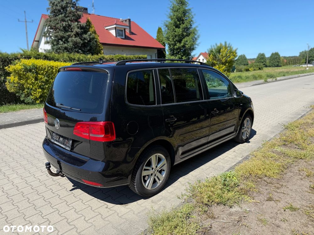 Volkswagen Touran 2.0 TDI DPF Comfortline - 4