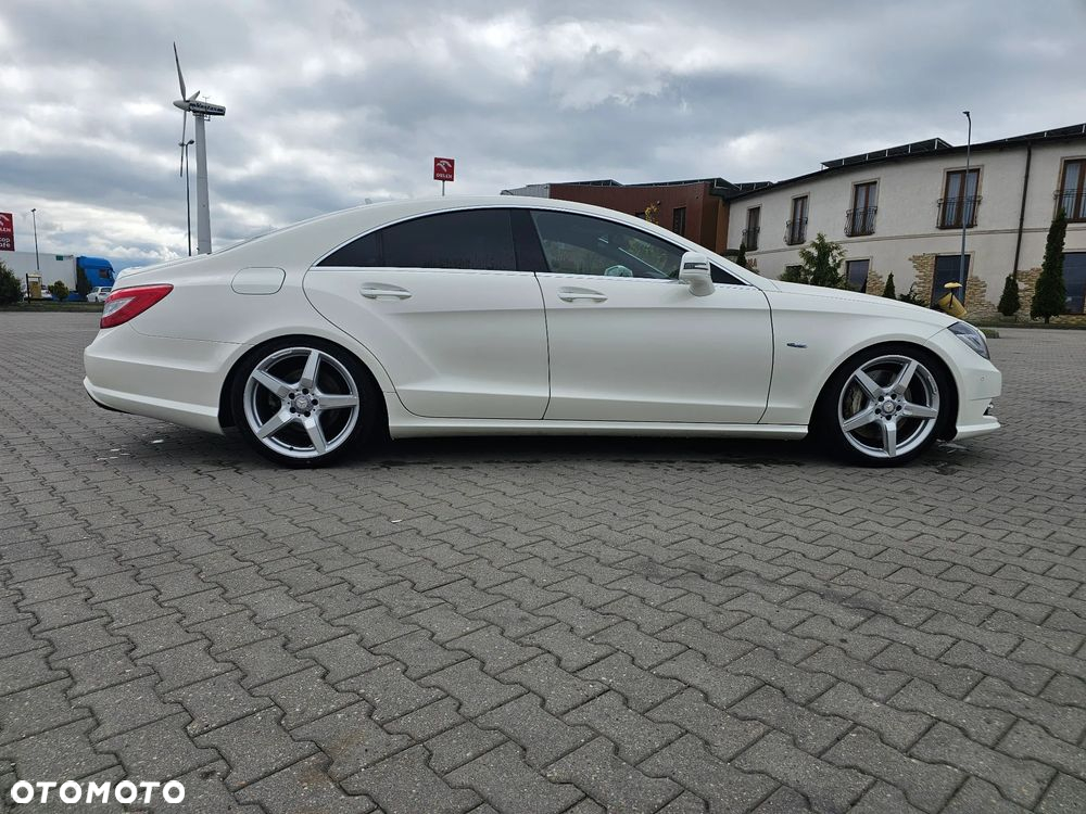 Mercedes-Benz CLS 500 BlueEffICIENCY - 6