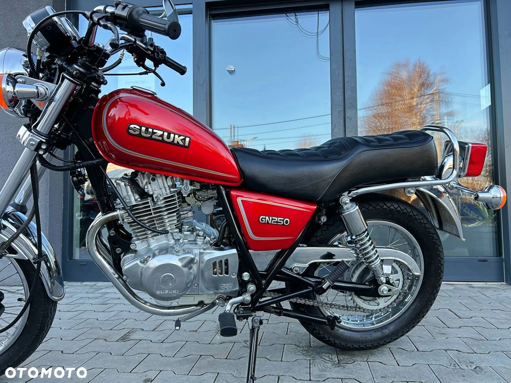 Suzuki GN - 15