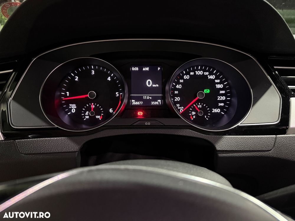 Volkswagen Passat 2.0 TDI DSG Highline - 19