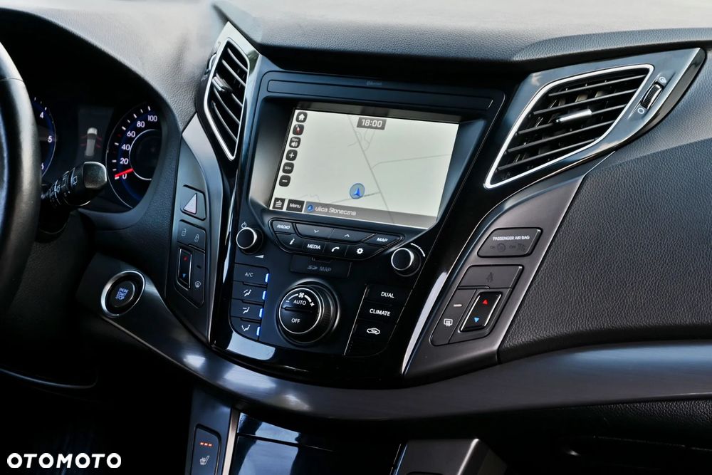 Hyundai i40 1.7 CRDi Premium DCT - 21