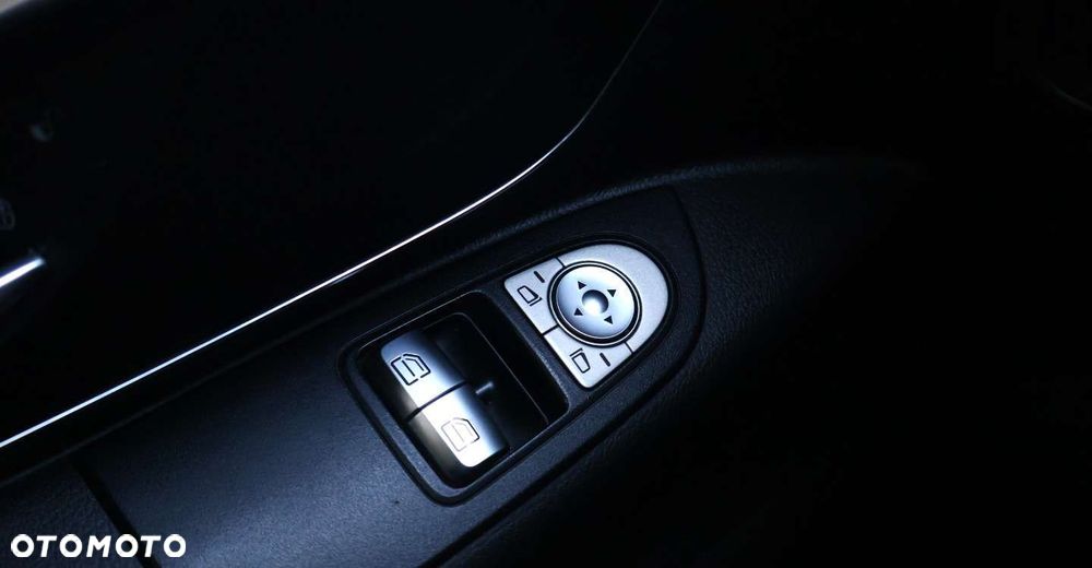 Mercedes-Benz Vito - 28