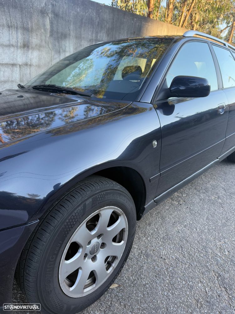 Audi A4 Avant 1.6 Confort - 3