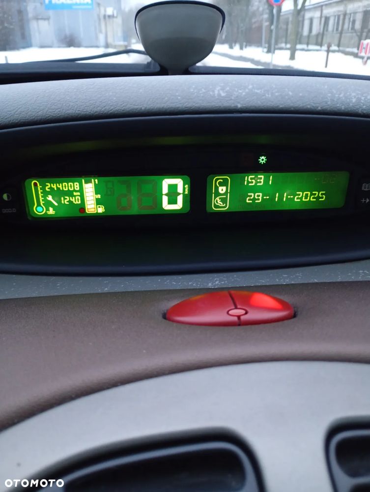 Citroën Xsara Picasso 1.8i 16V Exclusive - 20