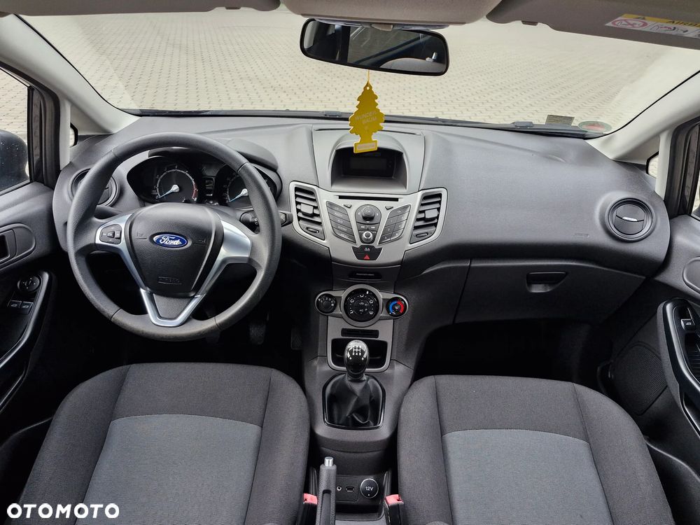Ford Fiesta 1.25 Titanium EU5 - 31