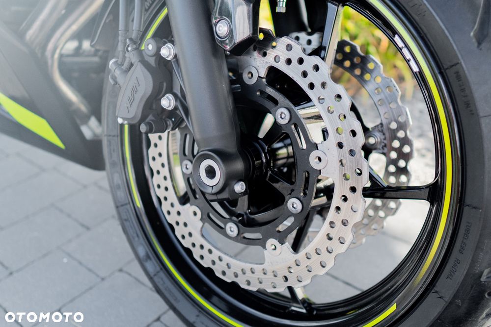 Kawasaki Ninja - 10