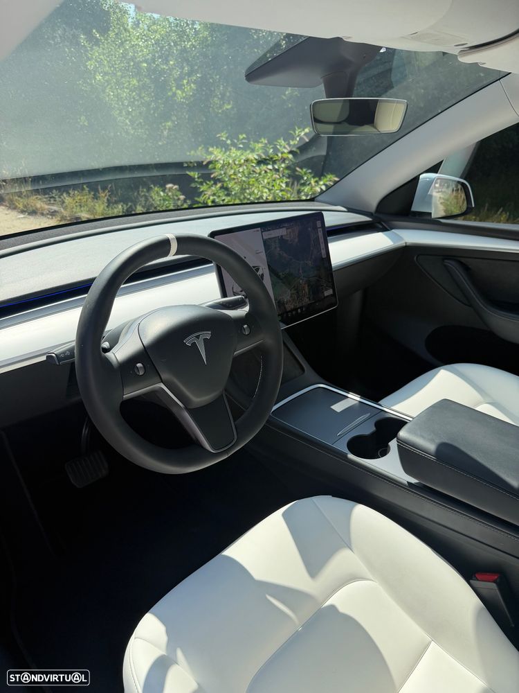 Tesla Model Y Long Range Tração Integral - 19
