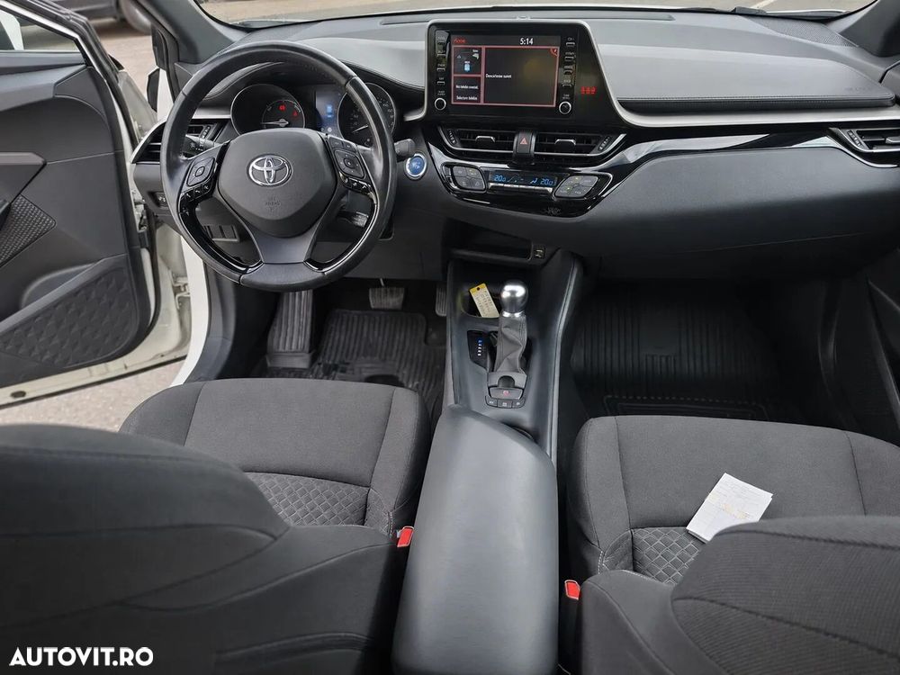 TOYOTA C-HR 2022 — imagine 18