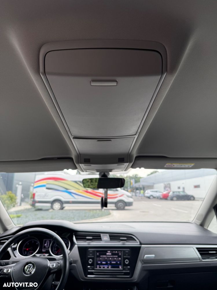 VOLKSWAGEN Touran 2020 — imagine 14