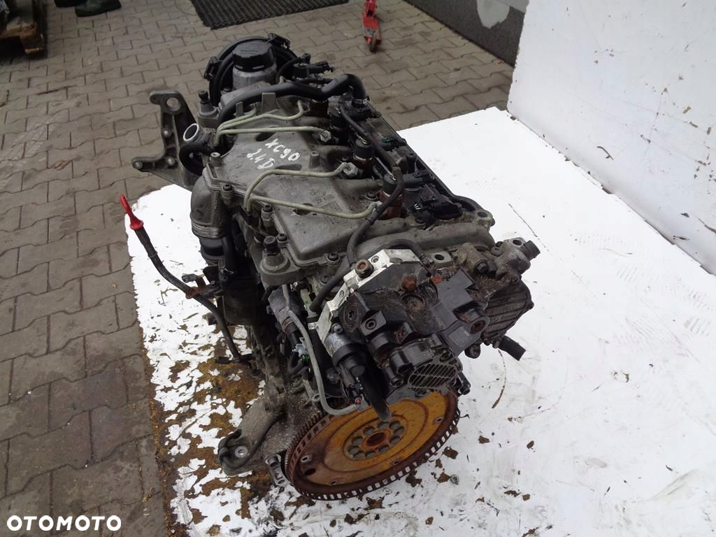 SILNIK D5244T VOLVO XC90 2.4 D5 95 TYS KM - 2