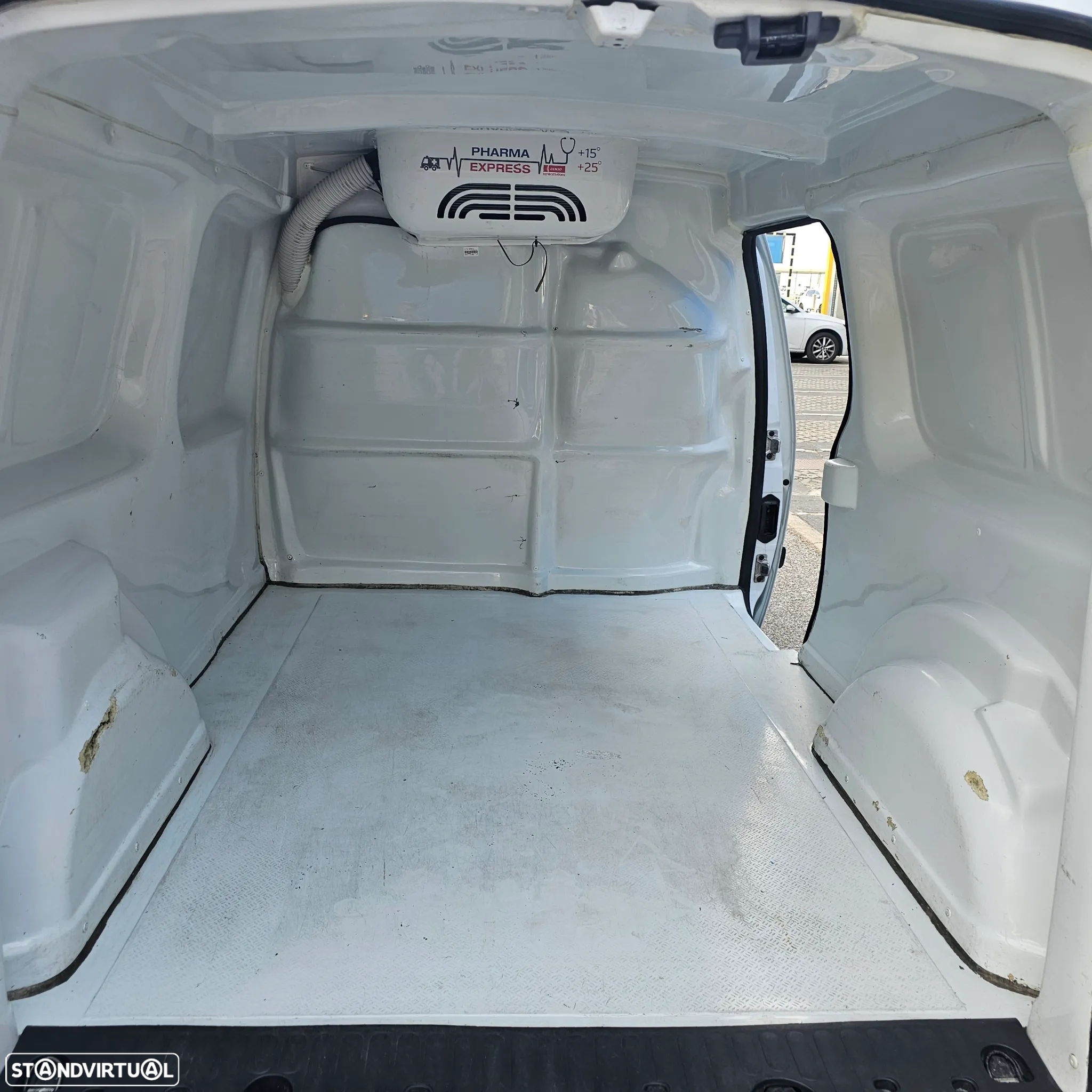Renault kangoo frigorífica maxi Longa - 14