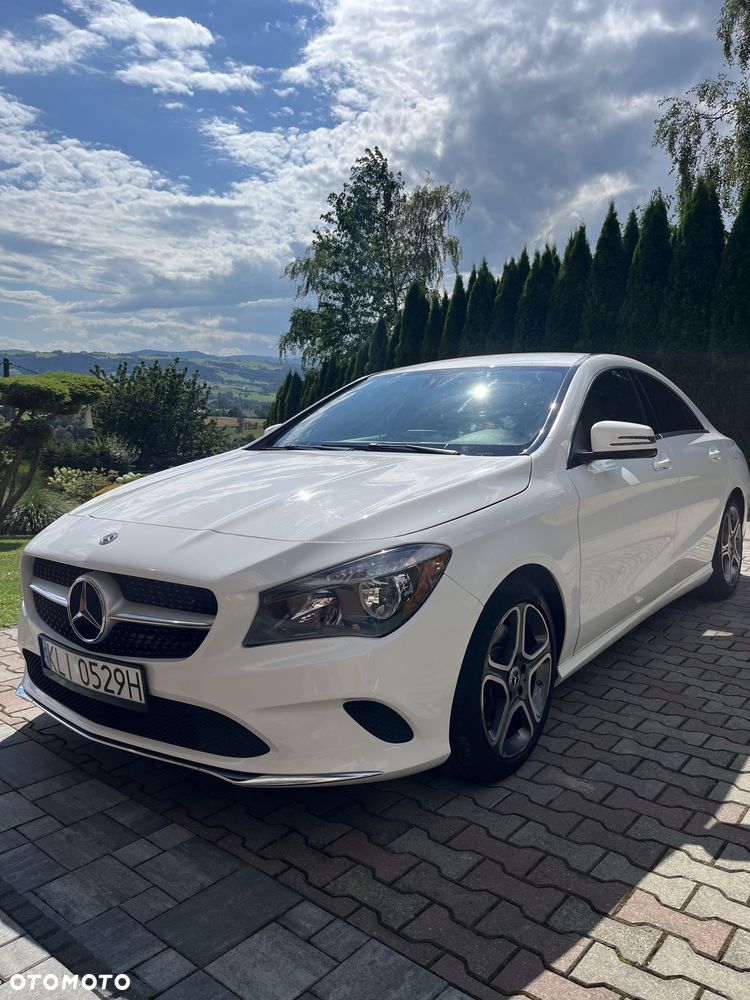 Mercedes-Benz CLA - 1