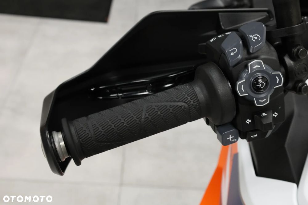KTM Super Adventure - 20