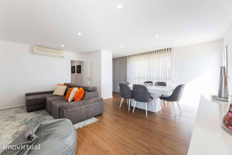 Apartamento T2 último andar com terraço - Grande imagem: 2/5