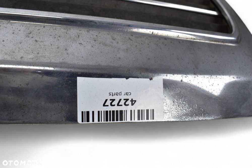 Grill Atrapa Chłodnicy MERCEDES W124 1990r. - 8