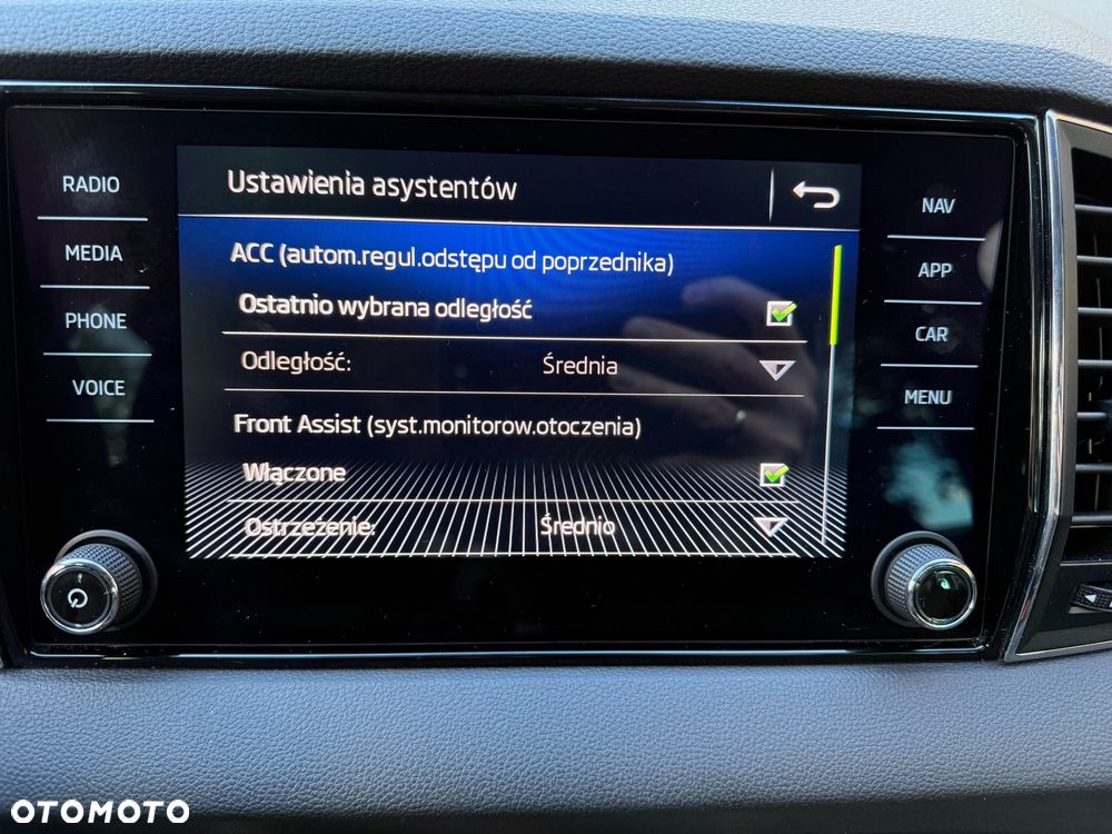 Skoda Karoq 1.5 TSI ACT 4x2 Style DSG - 28