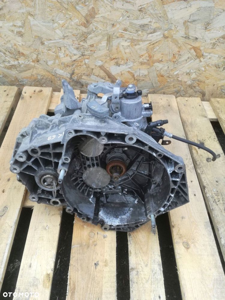 Opel Insignia skrzynia biegów F40 2.0 Diesel Manualna 6-biegowa - 2