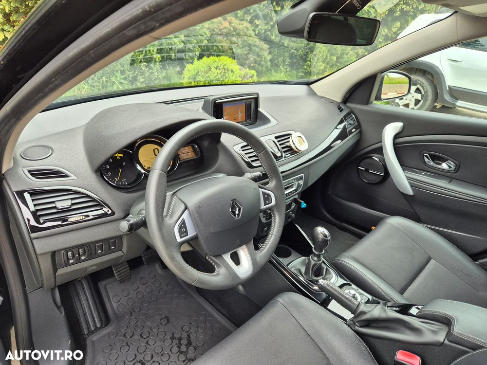Renault Megane ENERGY dCi 110 Start & Stop Bose Edition - 3