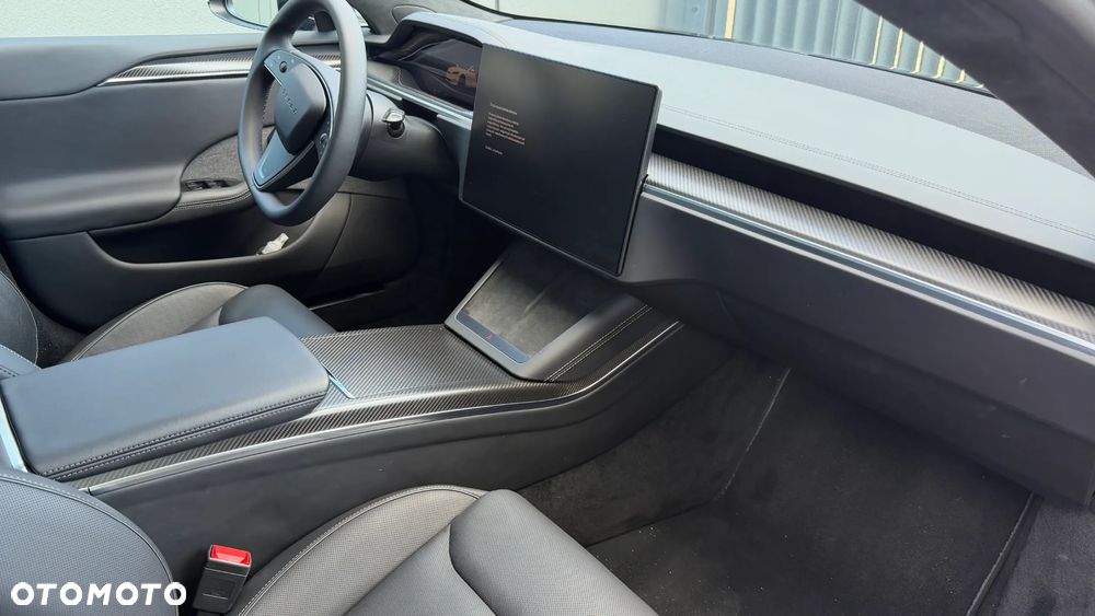 Tesla Model S Plaid - 6