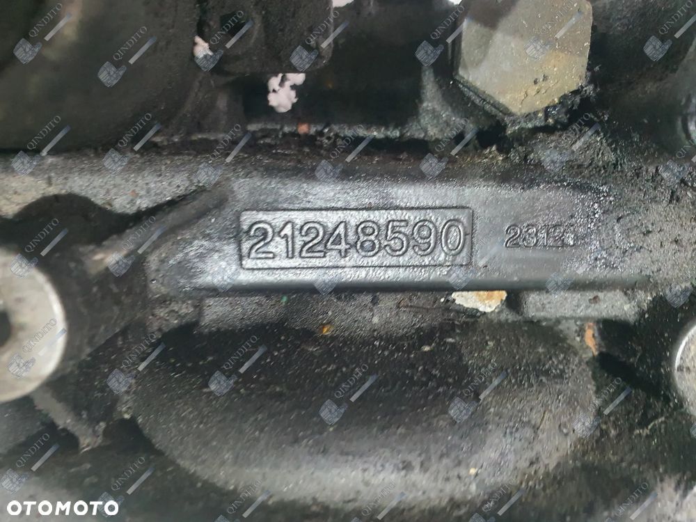 PODSTAWA FILTRA OLEJU VOLVO FH FM RENAULT  21304735 21905151 21248590 - 11