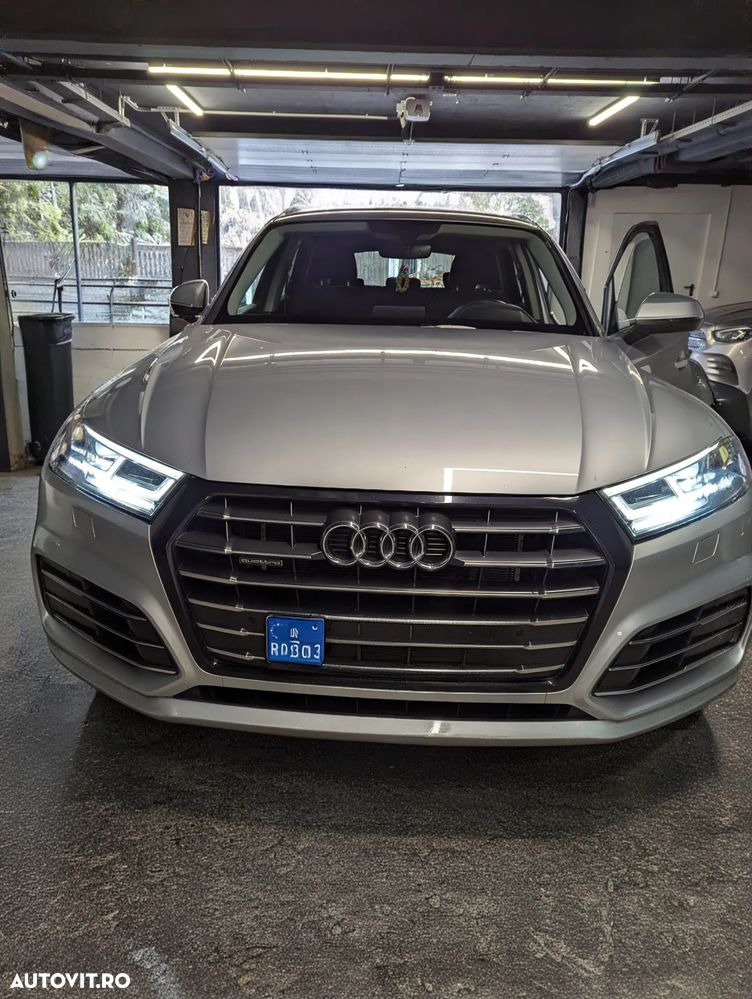 Audi Q5 55 TFSIe quattro S tronic S line - 1