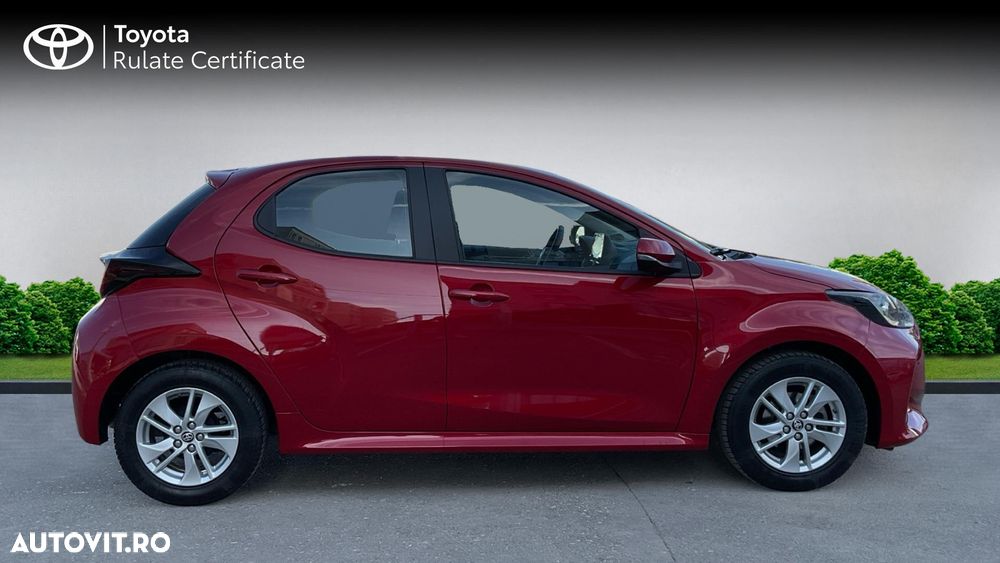 Toyota Yaris 1.5 L Dynamic - 17