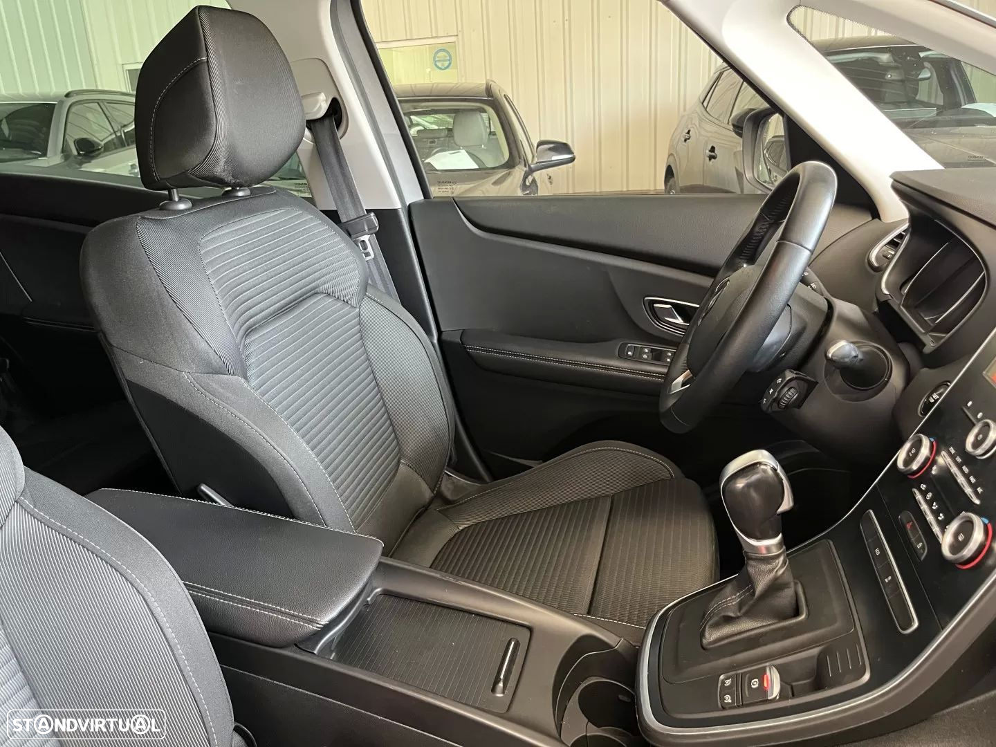 Renault Scénic ENERGY dCi 110 EDC LIMITED - 25