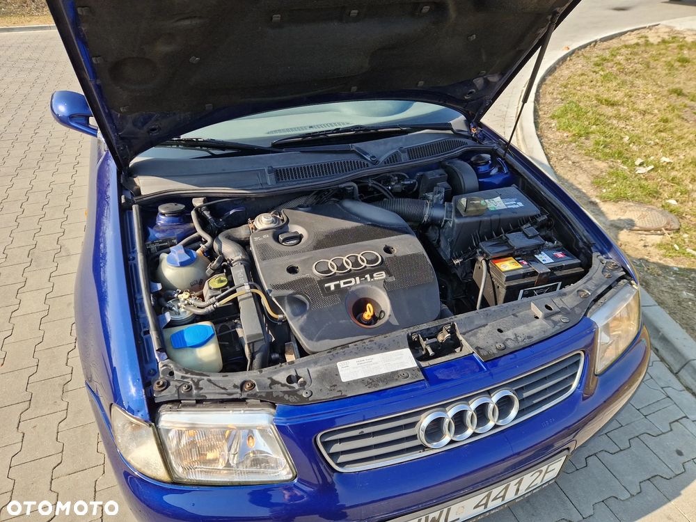 Audi A3 3-drzwiowe 1.9 TDI Ambiente - 12