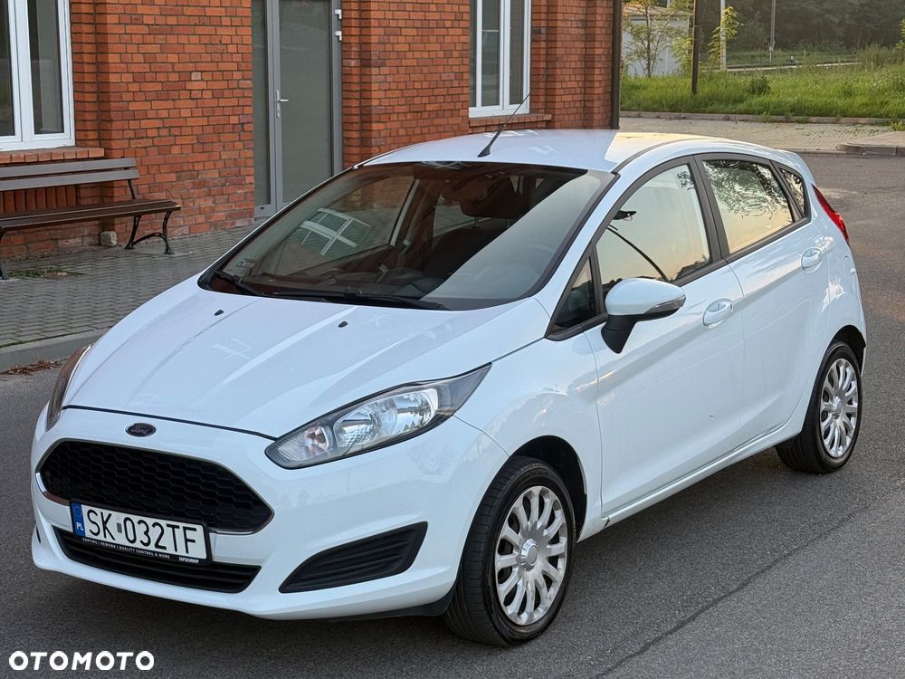 Ford Fiesta - 2
