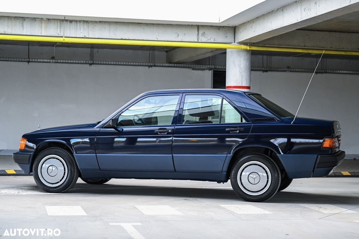 Mercedes-Benz 190 - 9