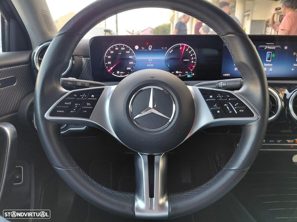 Mercedes-Benz A 250 e Style Plus - 17
