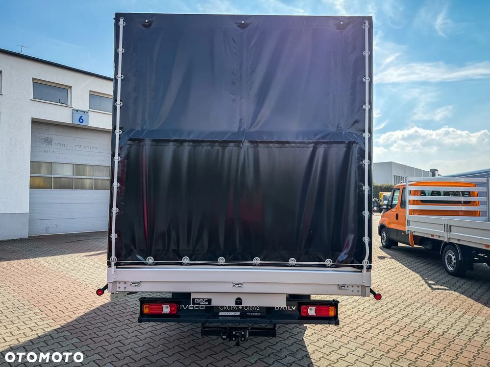 Iveco Daily 35S18HA8 3.0 Diesel 180 KM AT8 ZF Plandeka z kabiną sypialną! GSC Zabudowy! - 11