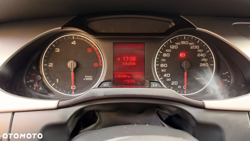 Audi A4 Avant - 9