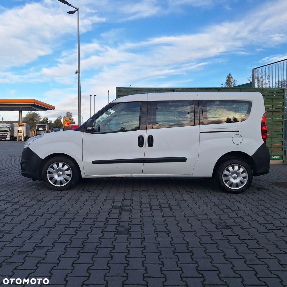 Opel Combo - 8