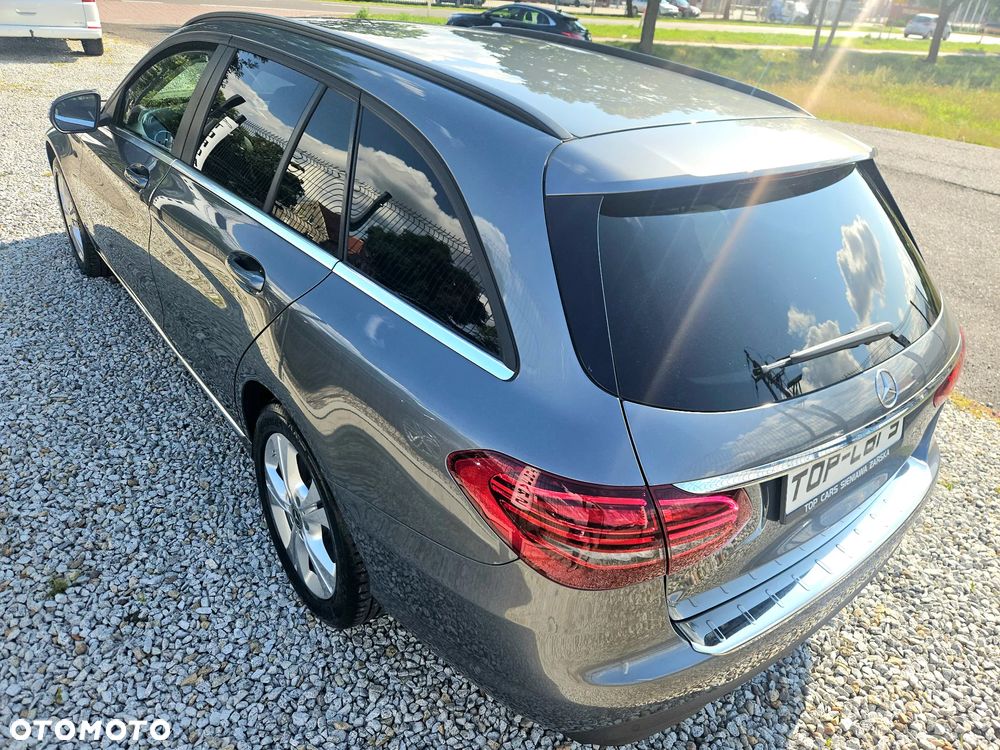 Mercedes-Benz Klasa C 220 d 4Matic T 9G-TRONIC - 10