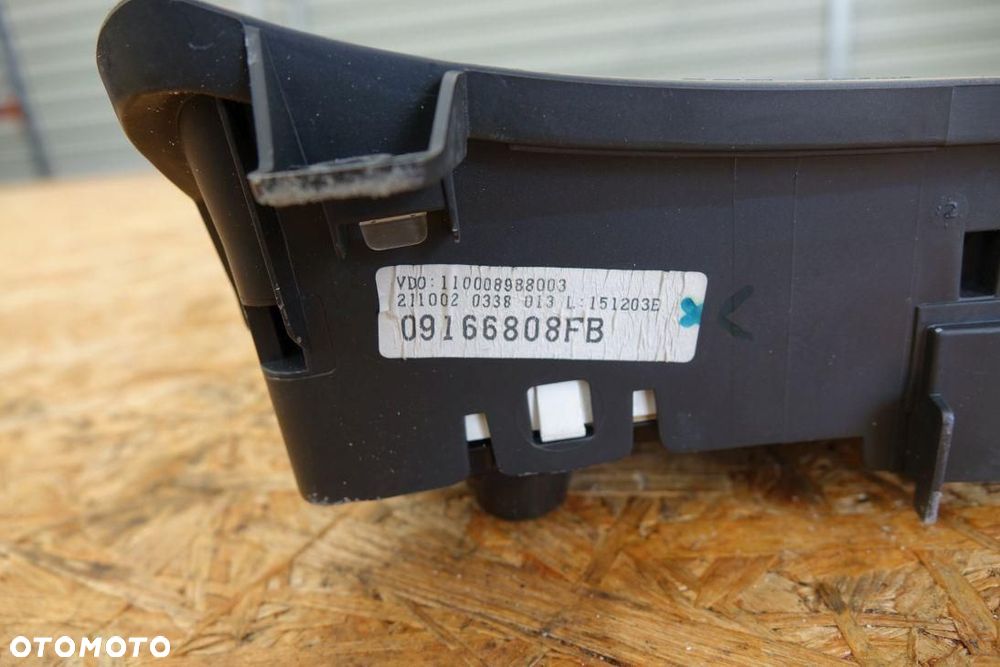 LICZNIK ZEGARY EU OPEL CORSA C 09166808FB, 09166808FB - 2