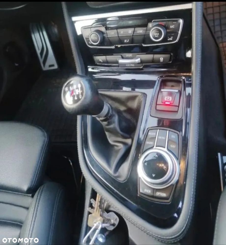 BMW Seria 2 218d GT M Sport - 16