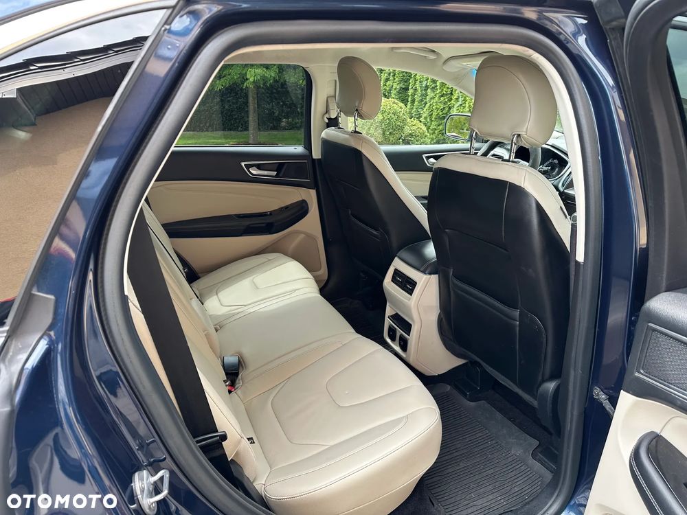 Ford Edge - 10