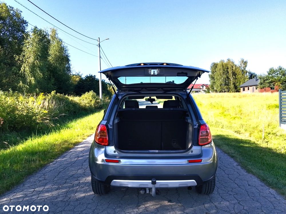 Suzuki SX4 - 10