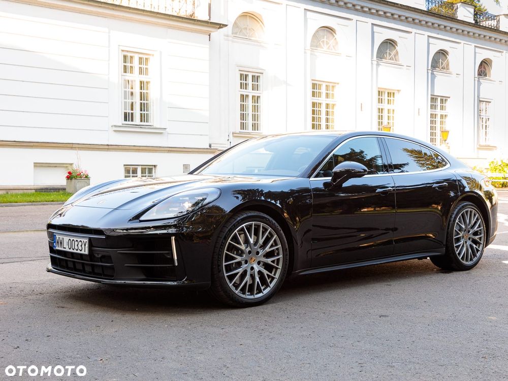 Porsche Panamera - 4