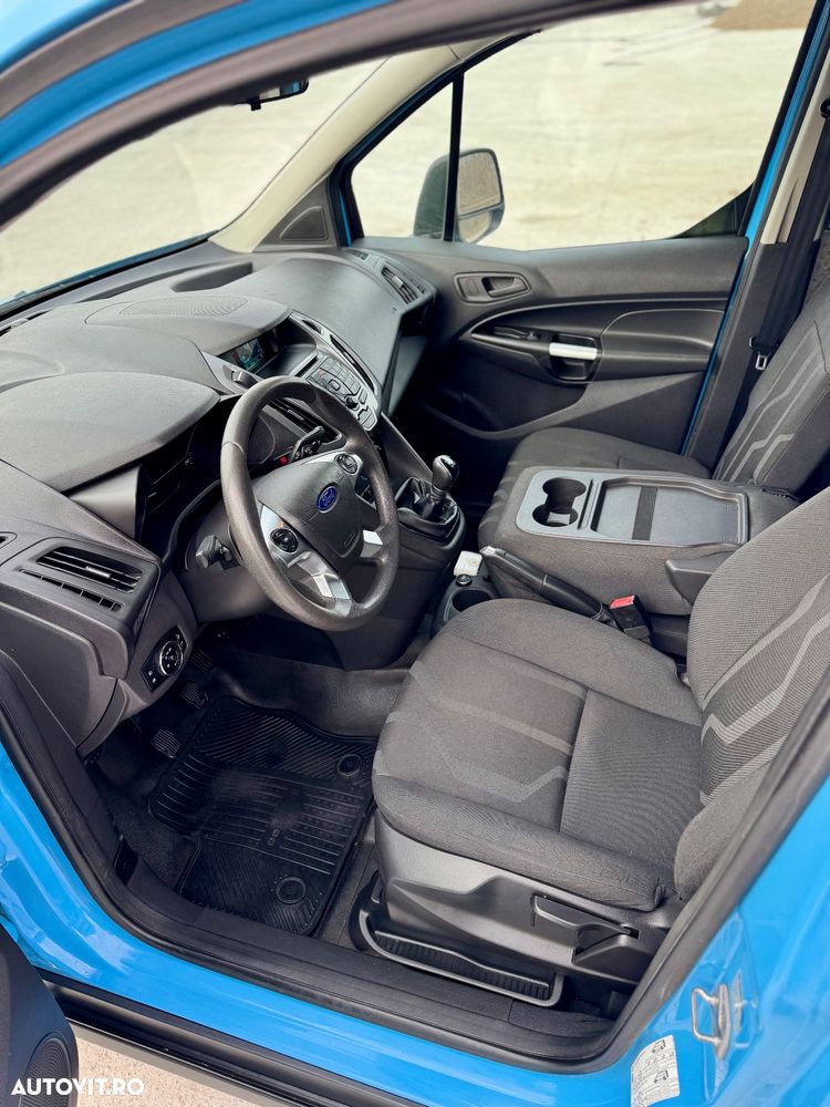 Ford Transit Connect Maxi - 12