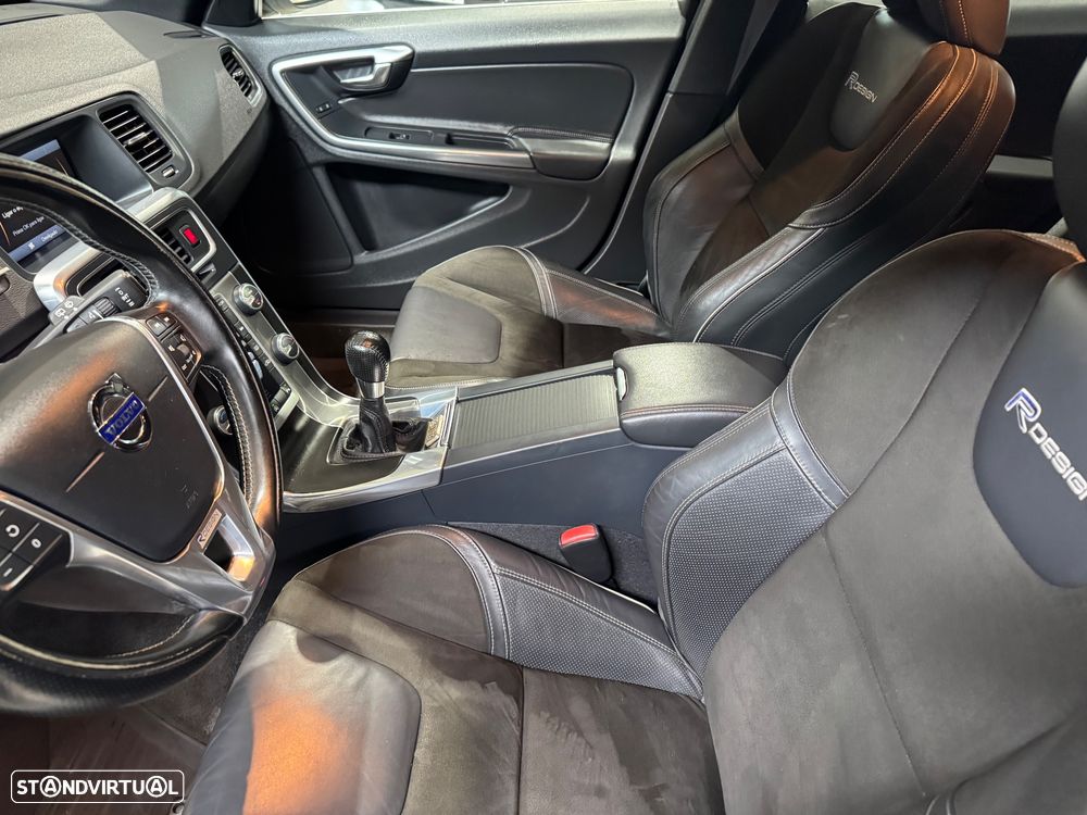 Volvo V60 1.6 D2 Drive R-Design Start/Stop - 34