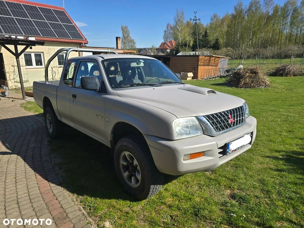 Mitsubishi L200 - 1