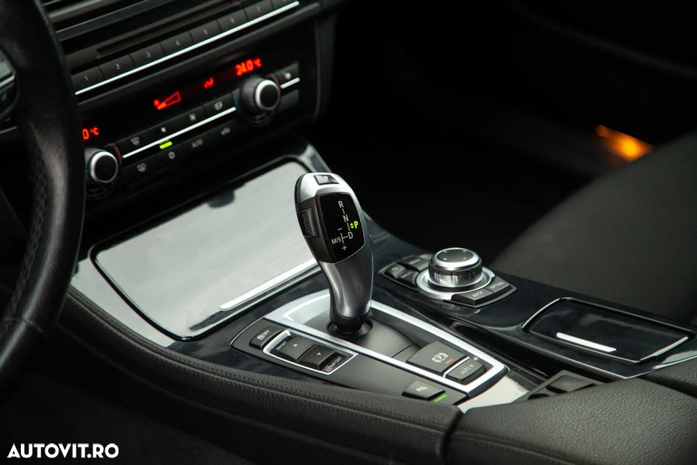 BMW Seria 5 520d Aut. - 18